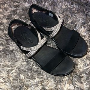 Skechers Luxe Foam Rumble-on Chart Topper Black Sandals